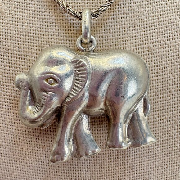 Sterling Silver 925 Elephant Three Dimensional Pendant Necklace Size 24" Length - Picture 4 of 14